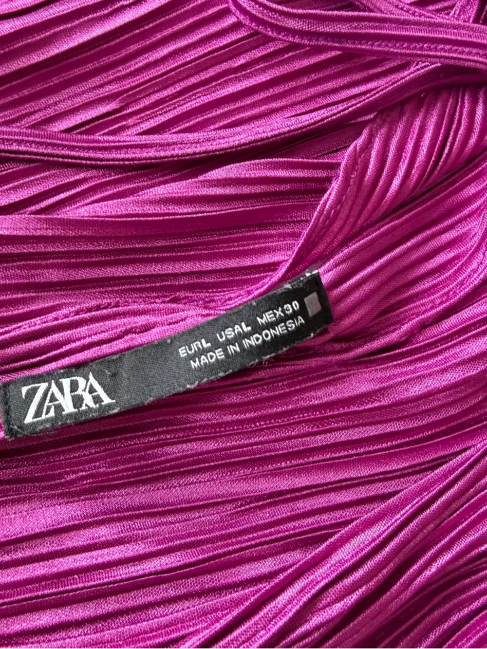 Zara Fuchsia Ruched V-Neck Mini Dress - Picture 5 of 7